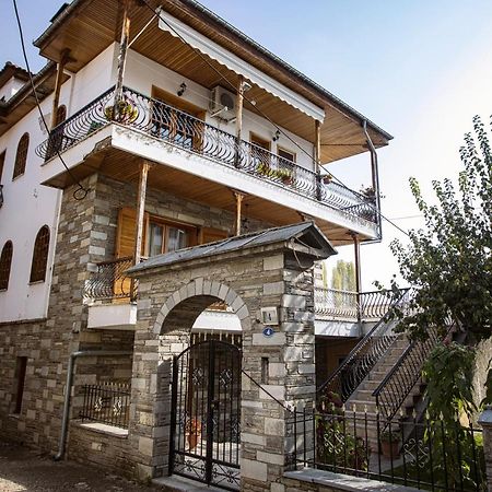 קסטוריה Georgia'S Guesthouse מראה חיצוני תמונה