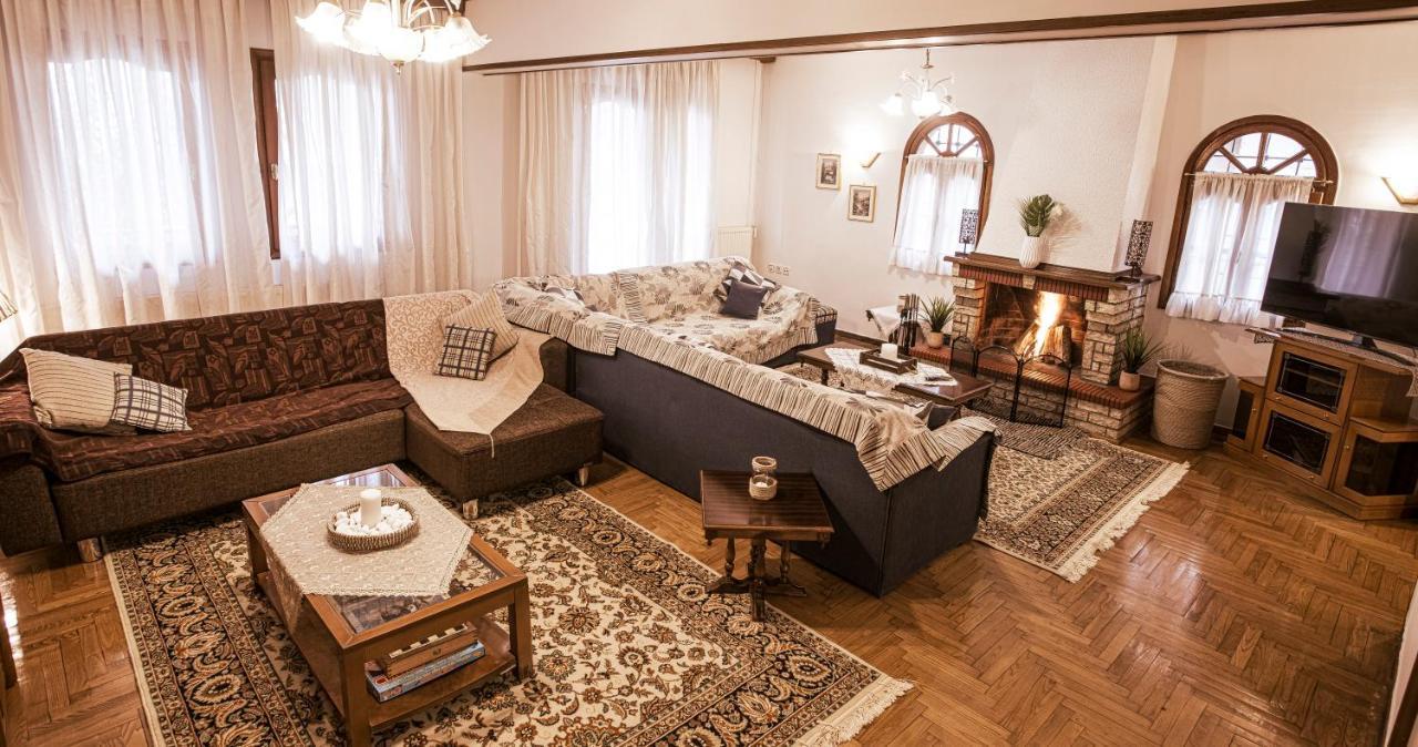 קסטוריה Georgia'S Guesthouse מראה חיצוני תמונה